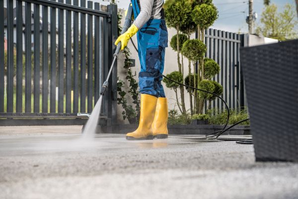 Cost of Driveway Power Washing in Kailua Kona