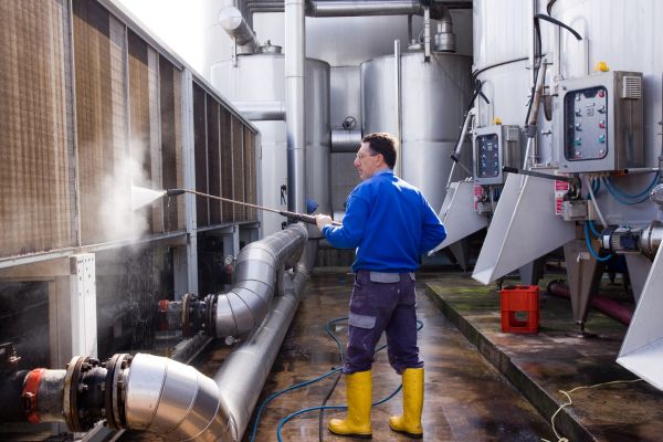 Industrial Pressure Washing in Kailua Kona