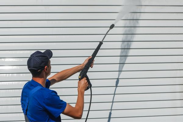 Cost of Exterior Building Cleaning in Kailua Kona