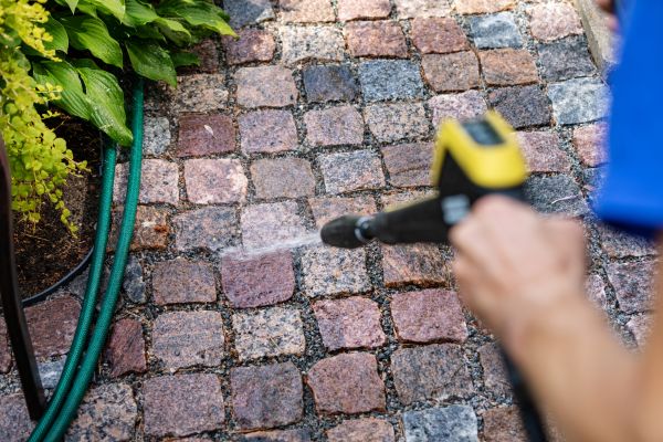 Paver Sidewalk Cleaning in Kailua Kona